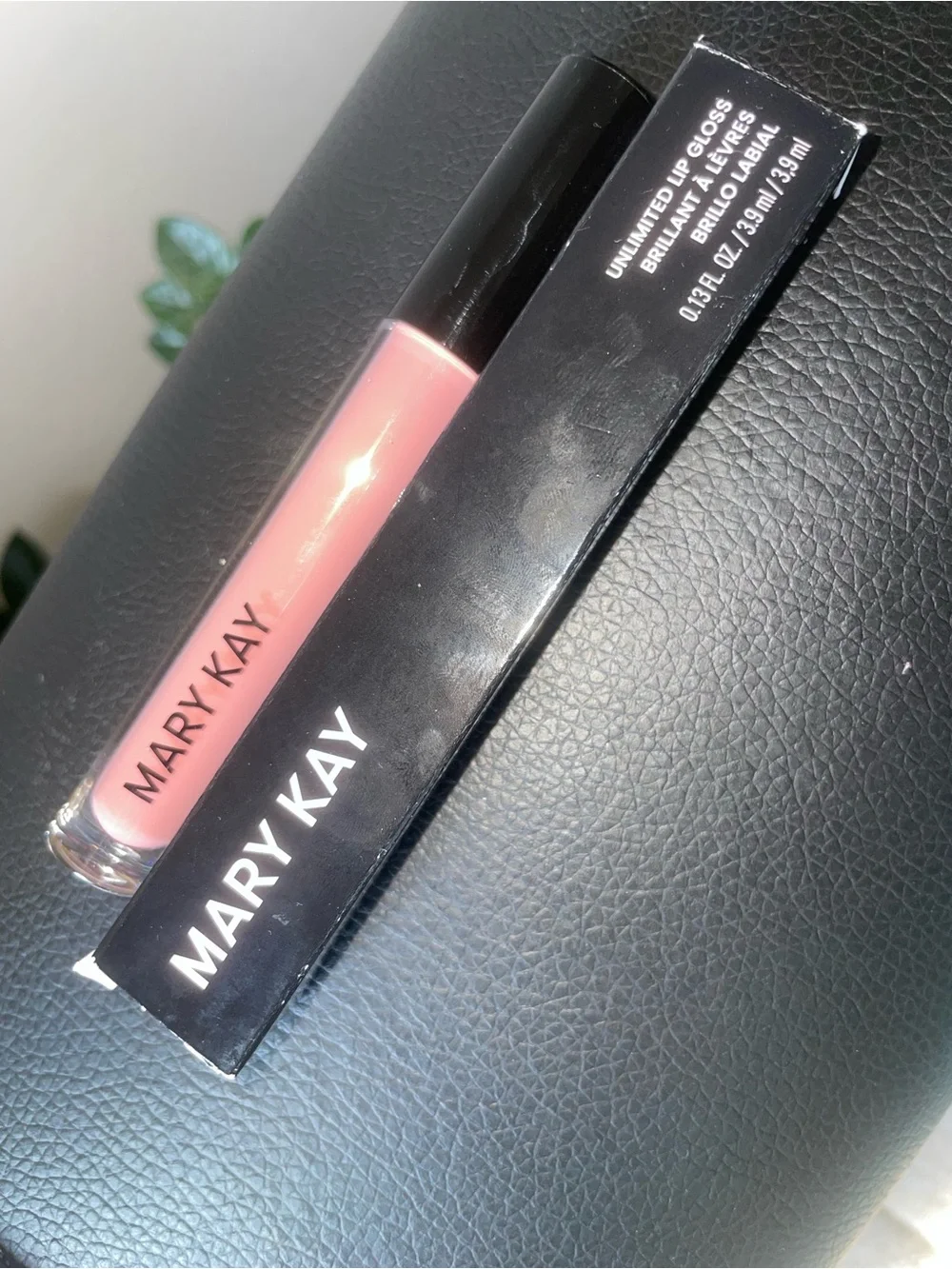 Mary Kay Unlimited Lip Gloss Nude Blush Cream